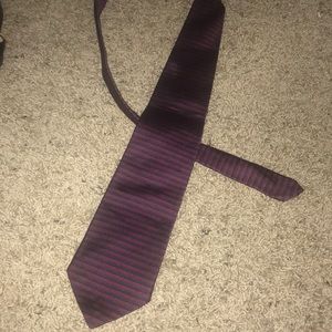 Brooks Brothers Navy and Red silk tie